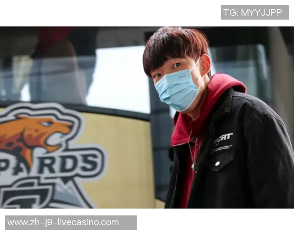 周琦儿子自豪指着胡明轩称这是我兄弟引发网友热议